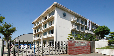 松山市立西中学校